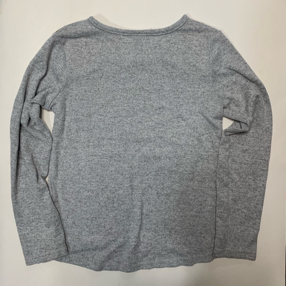 Shopkins Style Sweater with Gold Sequin Detailing on the Shoulders Size 7/8 - Picture 5 of 5